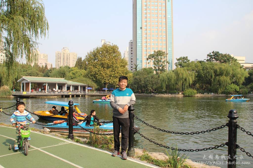 1410270923397c82f659f2de88.jpg